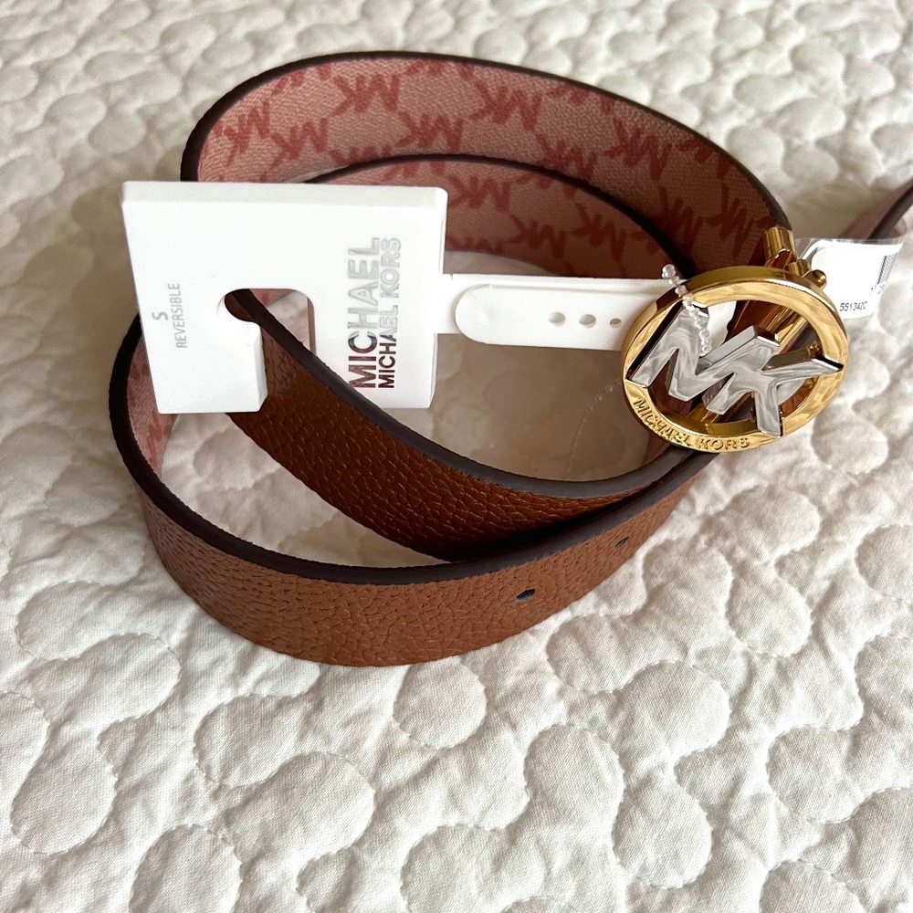 NWT Michael Kors Reversible Genuine Leather Belt Size S
